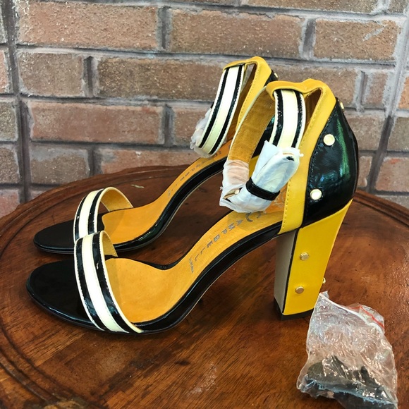 New Jeffery Campbell Heels - Picture 3 of 8